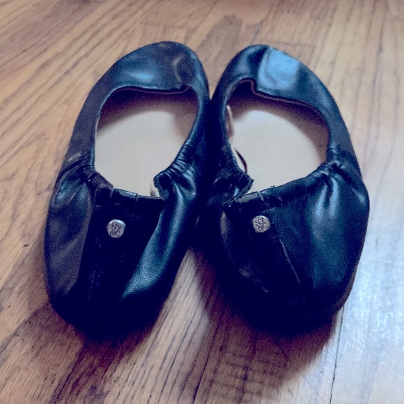 NY&Co. -2 pairs ballet flats - black & pink - Picture 3 of 10